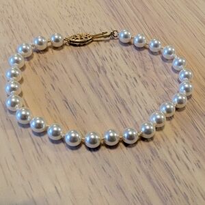Faux Pearl Bracelet